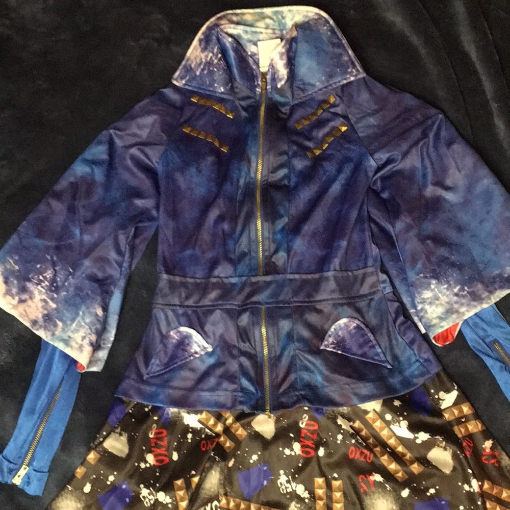 Evie from Descendants costume